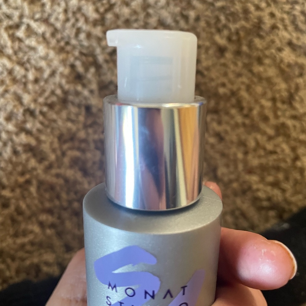 Monat Studio One Frizz Fix - Picture 2 of 3